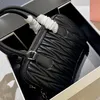 Tasarımcı Pileli Torba Bowling Çanta Yastık Çanta Moda Tote Kızlar Omuz Crossbody Çanta Uzun Kayış