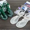 Tofflor tofflor sommar handarbete blomma kvinnor gelé sandaler ny klipp tå flip flops skor kvinnlig platt avslappnad strand semester non-halp 0218v23