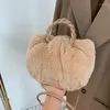 Bolsas de cosméticos, Bolso peludo suave, bolso de felpa de nicho, bandolera portátil para mujer, moda de otoño e invierno, Bolsa de hombro para mujer