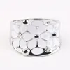 Cluster Rings 2023 Fashion Enamel White Plum Blossom For Women Party Accessories Silver Color Wide Ring Charm Jewelry