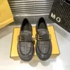 Frauen-Loafer-Schuhe, lässige Turnschuhe, Kleid-Schuhe, Mode, Luxus-Designer, braunes Alphabet, goldene Schnalle, Canvas-Leder-Loafer, flache Marke, schwarze Lack-Gummi-Plattform