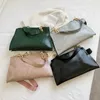 숄더백 새로운 디자인 핸드백 어깨 가방 소프트 합성 가죽 크로스 바디 대용량 패션 여성 겨드랑이 가방 230210