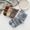 Frauen Socken 2023 Winter Mann Dicke Warme Wolle Retro Stil Hohe Qualität 5 Paar Set Paar Modelle Freie Größe