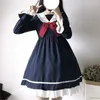 Lässige Kleider Lolita 2023 Japanischer Stil Kleid Studenten Matrosenkragen Schleifen Rüschen Niedliche marineblaue Kostüme 11a080