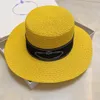 Protection solaire de plage d'été chapeau haut de forme vide à large bord protection solaire de plage casquette de créateur noire et blanche pour femmes à la main jaune ora293f
