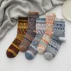 Frauen Socken 2023 Winter Mann Dicke Warme Wolle Retro Stil Hohe Qualität 5 Paar Set Paar Modelle Freie Größe