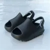 Bébé premiers marcheurs enfant en bas âge enfants sandales à enfiler mode garçons filles plage pantoufle été diapositives enfants chaussures d'eau légères