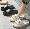 Los últimos zapatos de hombre y mujer, zapatillas antideslizantes de baño de EVA para el hogar de verano, muchos estilos para elegir, compatible con logotipo personalizado