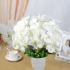 Ghirlande di fiori decorativi Farfalla artificiale bianca Fiore di orchidea Seta Plastica Falena Phalaenopsis per la casa di nozze Decorazione fai da te Fiori finti T230217