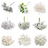 Ghirlande di fiori decorativi fatti a mano Fiore artificiale Stame Natale Fiore bianco Ciliegio Bacche Bouquet Matrimonio fai da te Ghirlanda di Natale Decorazione regalo artigianale T230217