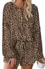 Kvinnors sömnkläder pyjama set tie-dye leopard tryck casual kläder långärmad topp ruffled shorts