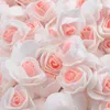 Dekoratif Çiçek Çelenkleri 50pcs 3cm Mini Çift Renkli Yapay PE Köpük Gül Çiçek Başları Düğün Dekorasyonu El Yapımı Sahte Çiçekler Top Craft T230217