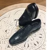 2023 Volledig graanleren brogue Canved Shoes Gentlemen Formele zakenschoenen groene derby schoenheren oxfords