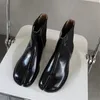 Erkekler gündelik bölünmüş ayak parmağı düz botlar mikrofibrik tasarımcı adam gündelik ayakkabılar üzerinde erkek ayakkabılar tabi ayakkabıları