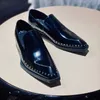 Einzigartige Derby-Schuhe mit Nieten und Absatz für Herren, formelle Business-Schuhe, Herren-Loafer, modische Flats