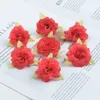 Dekorative Blumen Kränze 15 Stcs 4 cm handgefertigt Mini Künstliche Seiden Rosenblumen Köpfe mit Blättern DIY Scrapbooking Blumenkuss Ball für Hochzeit dekorativen T230217