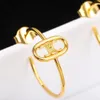 2023 Projektant Circle Hoop Kolczyki Luksusowy najnowszy 18 -karatowy złoty monogram Charm Women Stud Fashion Trend No Box