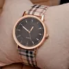 العلامة التجارية أزياء Quartz Watch Watch Plaid Clock Rose Gold Dial Dial Dial Dial Dial Discal Wristwatch Relogio Feminino Wathes24392532728