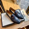 2022 Роскошный бренд Penny Loafers Мужская повседневная обувь Slip on Leather Designer Туфли большого размера 38-45 Brogue Carving loafer Вождение