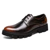 Vestido Sapatos Black Oxford Party for Men 2023 Business Casual Business apontou plataformas de couro formal Chaussure