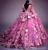 Lange Ärmel Blumenmädchenkleid Fuchsia 3D-Blumen Prinzessin Partykleid Luxuriöses Ballkleid für formelle Hochzeit Festzugskleider BC1952