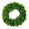 Flores decorativas Folhas verdes artificiais Wrinalh Wreath 42cm Boxwood Outdoor para a porta da parte da frente Janela da parede Decoração de casamento