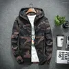 Heren Trench Coats Heren Trenchs Casual Hooded Jacket Camouflage Fashion Male Outswear Student Paar