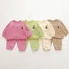 Kledingsets 4372C Baby Set Cartoon Bear Suit 2023 Spring en herfst Girl's Two Pally Sweater Pant Casual Boy's