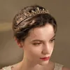 Tiara's Goud Kleur Bruiloft Strass Kroon Haaraccessoires Vrouwen Vintage Barok Kristal Parel Tiara Bruidshoofddeksel Koningin Party Gift Z0220