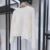 Camisola feminina de tricô com decote em O e tricô Carigan no início do outono Lady elegante manga longa blusa de malha curta com bolsos 230217