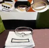 Or01 20style Fashion Cuff Bangle Women Letter Designer Jewelry 18k Gold Plated Stainless Steel Bracelet Lovers Wedding Gift