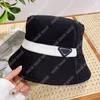 Mens Designer Bucket Hats For Women Flat Fited Luxury Bucket Hat Fashion Wide Brim Hats Brand Classic Buckle Casquette Bonnet