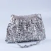 Nuova borsa a tracolla con perline piatte in oro argento fatto a mano lavorata a maglia con gnocchi di grandi dimensioni tendenza moda 230220