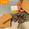 Модные сандалии обувь Paseo Pillow Flat Comfort Mule Sandal Коричневый с двойной одинарной пряжкой с черным тиснением Роскошные женские и мужские повседневные летние тапочки