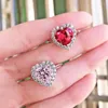 Klusterringar Micro Set hjärtformad rosa diamantring för kvinnlig S925 Silver Gemstone Imitation Weddin