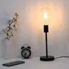 Lámparas de mesa Estilo industrial LED Lámpara pequeña Protección para los ojos nórdica Oro negro Dormitorio simple Mesita de noche Plug-in