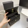 Klassische Mini -Lappen -Brieftasche auf Kettenbeutel Frauen Luxurys Designer Kosmetische Doppelketten Perlen Matelasse Crade Halter Geldbörsen Multi -Pochette Clutch Senior Handtaschen