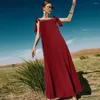 Ethnische Kleidung Europäisches und amerikanisches dunkelrotes ärmelloses Schnürkleid Dubai mit Diamanten Reisen modische muslimische Frauen