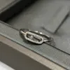 Messiika Przenieś pierścienie Uno dla kobiet projektantki Diamentowa biżuteria srebrna złoto platowane 18 -karne klasyczne reprodukcje nigdy nie zanikają znakomity prezent 010