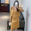 Arbetsklänningar mode Autumn Purple V Neck Cardigan Kort stickade tröjor Slim High midja Spaghetti Strap Dress Temperament Set Lady