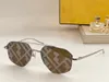 Diseñadores de gafas de sol para mujer Verano 40062 Estilo Anti-Ultravioleta Placa retro Tablón Sin marco Anteojos Caja aleatoria