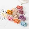 装飾的な花の花輪6pcs/bundleシルクカーネーションディーブライドブーケウェディングウェディングクリスマスリースホーム装飾屋外庭園スクラップブック人工花