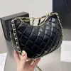 Hobo Clutch med Chain Half Moon Shoulder Bag France Luxury Brand C Lambskin Leather Quilted Mini Designer Women Crossbody Handbag Lady Chains Strap Evening Bags