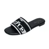 Geborduurde stof Slide Slippers Designer Glaasjes voor vrouwen Summer Beach Walk Sandalen mode lage hiel platte slipper schoenen maat 37-42