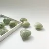 Decoratieve beeldjes hart kristal hoge kwaliteit prehnite hand ambachtelijke steen voor decoratie geschenk wxr