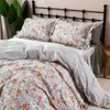 Sängkläder sätter färsk blommig pastoral stil ruffles kjolstil set prinsessan ren bomull rand ropa de cama couvre tänd täcke omslag