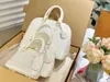 Luxurys Designers Embossing Shell bags With Lock Alma BB Moda Mujer Hombro Messenger Bag Bolsos de cuero Ladies Cosmetic Crossbody Totes Monedero Monedero