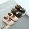 Scarpe piatte per bambini per bambina Autunno fiocco principessa in pelle tinta unita con tacco piccolo Sneakers per bambini SMG211