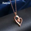 Chains Bettyue Brand Letter Ketting 100 talen I Love You Projectie Hartvorm Hanger voor vrouwen Bruiloftsjuwelen Gift