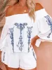 Kvinnor Tvåbitar byxor Summer Shirred Off Axel grafisk tryck Bell Sleeve Top Shorts Set av två mode Casual Pieces for Women 230220